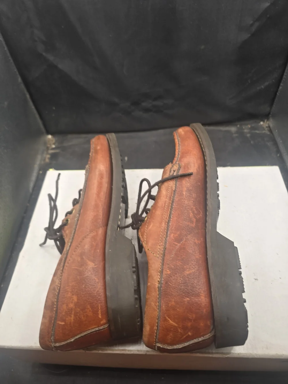 Men's Brown Leather Lace-Up Boat Moccasins